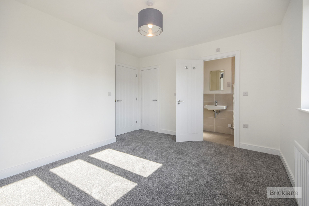 3 bed semi-detached house to rent in Little Clobbs Mead, Little Dunmow, Essex  - Property Image 7