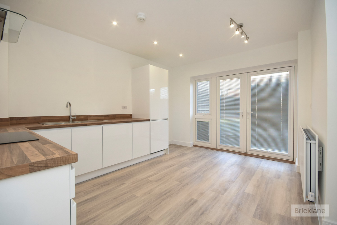 3 bed semi-detached house to rent in Little Clobbs Mead, Little Dunmow, Essex  - Property Image 3