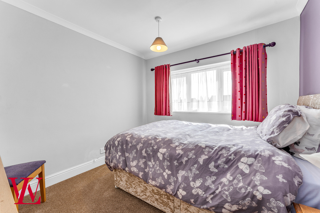 3 bed semi-detached house for sale in Robinson Close, Bishop's Stortford, Hertfordshire 16