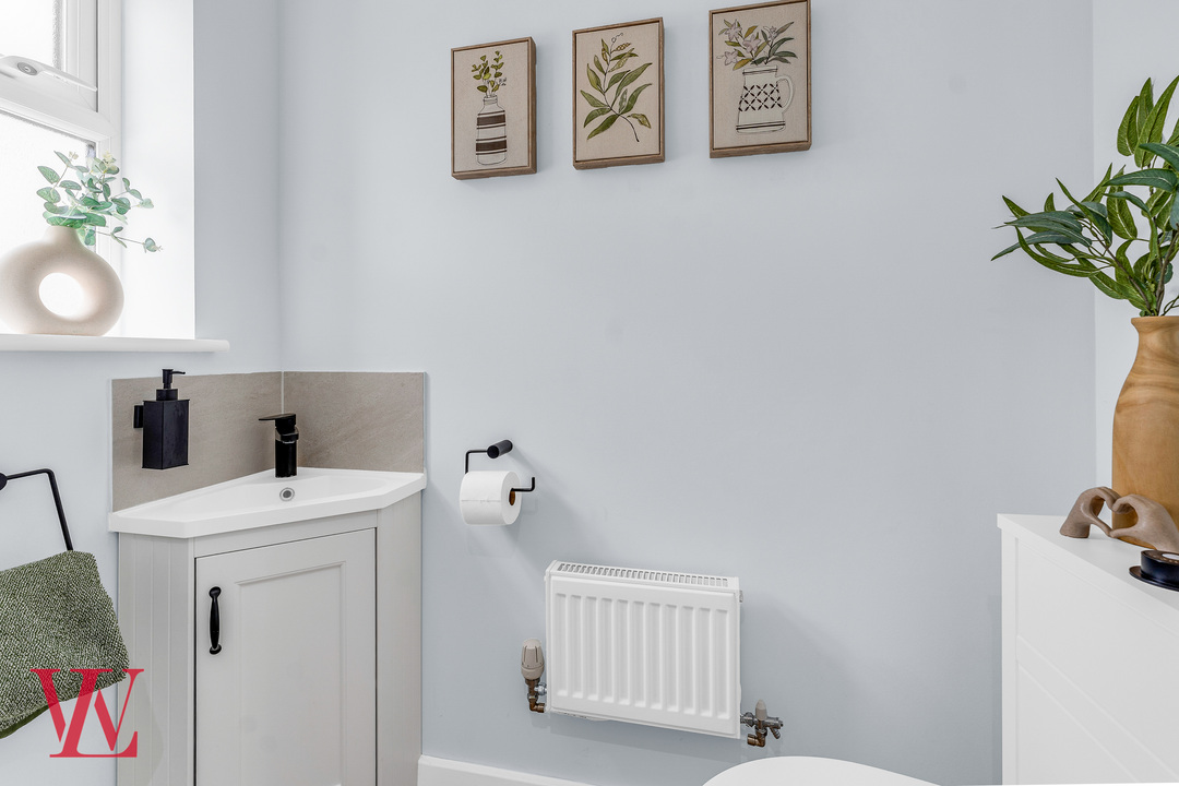 3 bed semi-detached house for sale in Carters Drive, Stansted, Essex  - Property Image 11