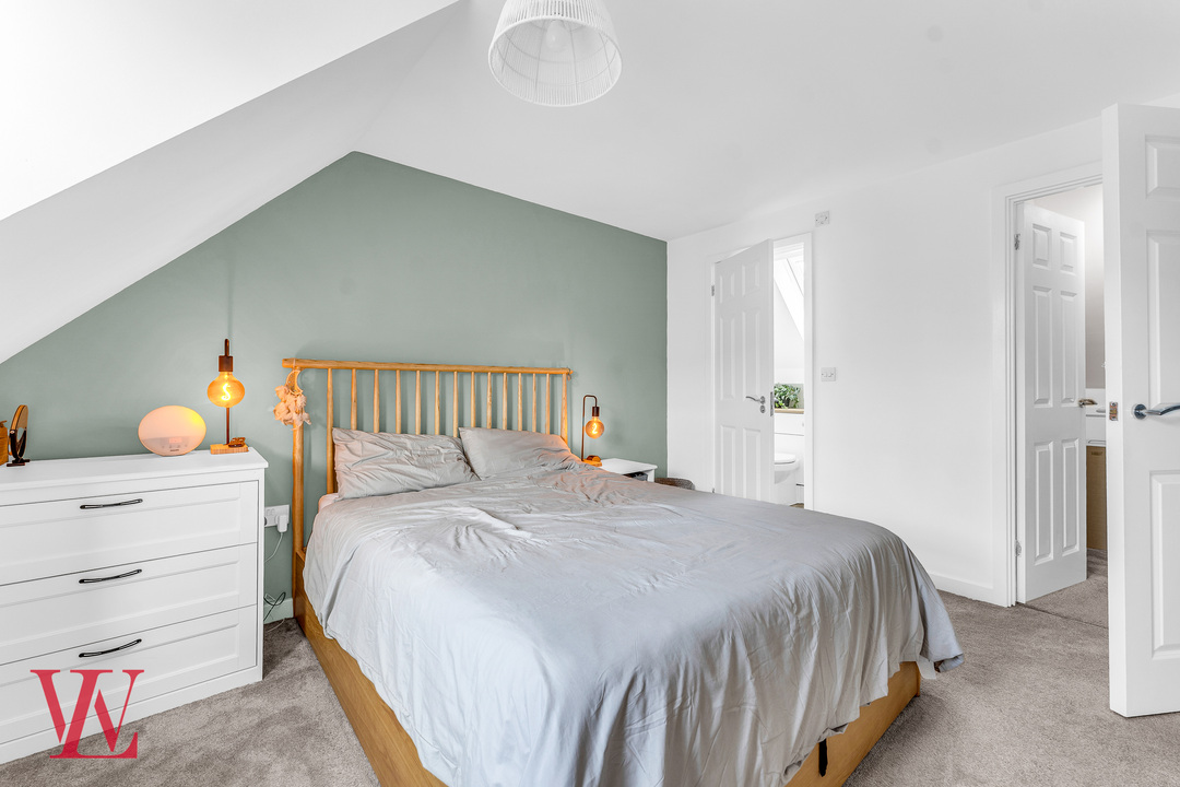 3 bed semi-detached house for sale in Carters Drive, Stansted, Essex  - Property Image 15