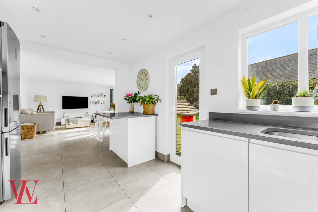 4 bed semi-detached house for sale in Mill Lane, Little Hallingbury, Bishop's Stortford, Hertfordshire  - Property Image 4