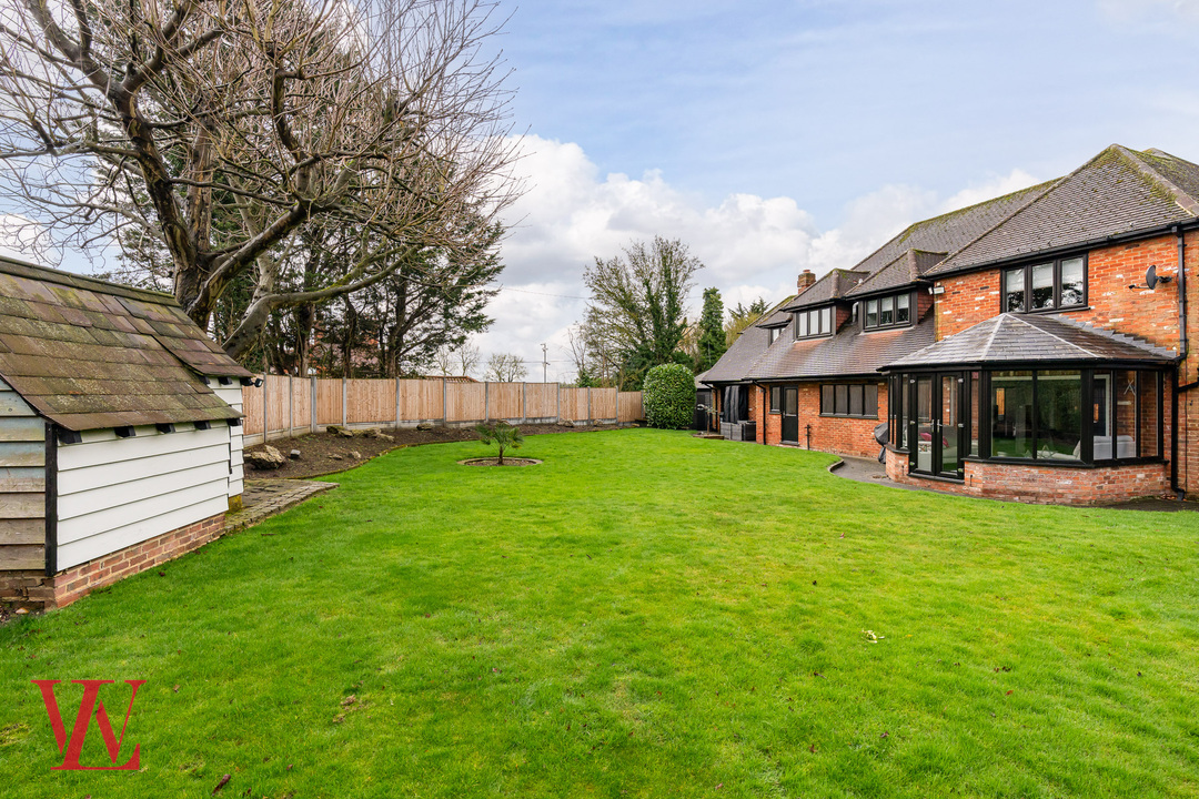 5 bed detached house for sale in Chelmsford Road, White Roding, Dunmow, Essex  - Property Image 42