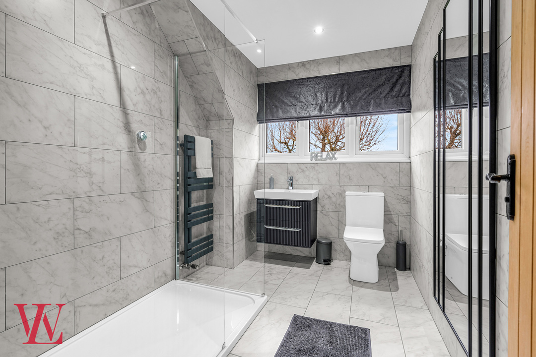 5 bed detached house for sale in Chelmsford Road, White Roding, Dunmow, Essex  - Property Image 33