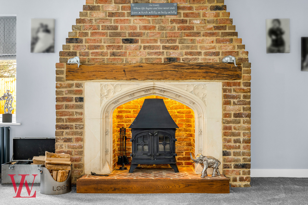 5 bed detached house for sale in Chelmsford Road, White Roding, Dunmow, Essex  - Property Image 7