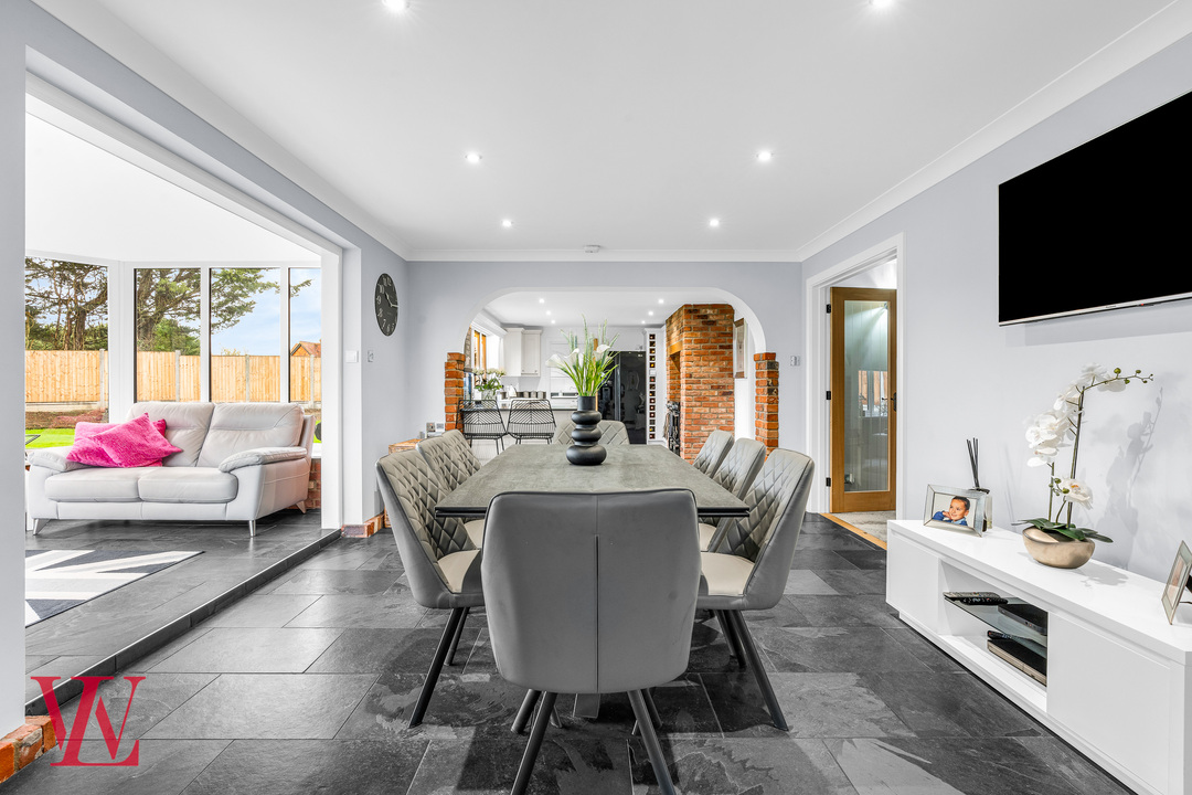 5 bed detached house for sale in Chelmsford Road, White Roding, Dunmow, Essex  - Property Image 9