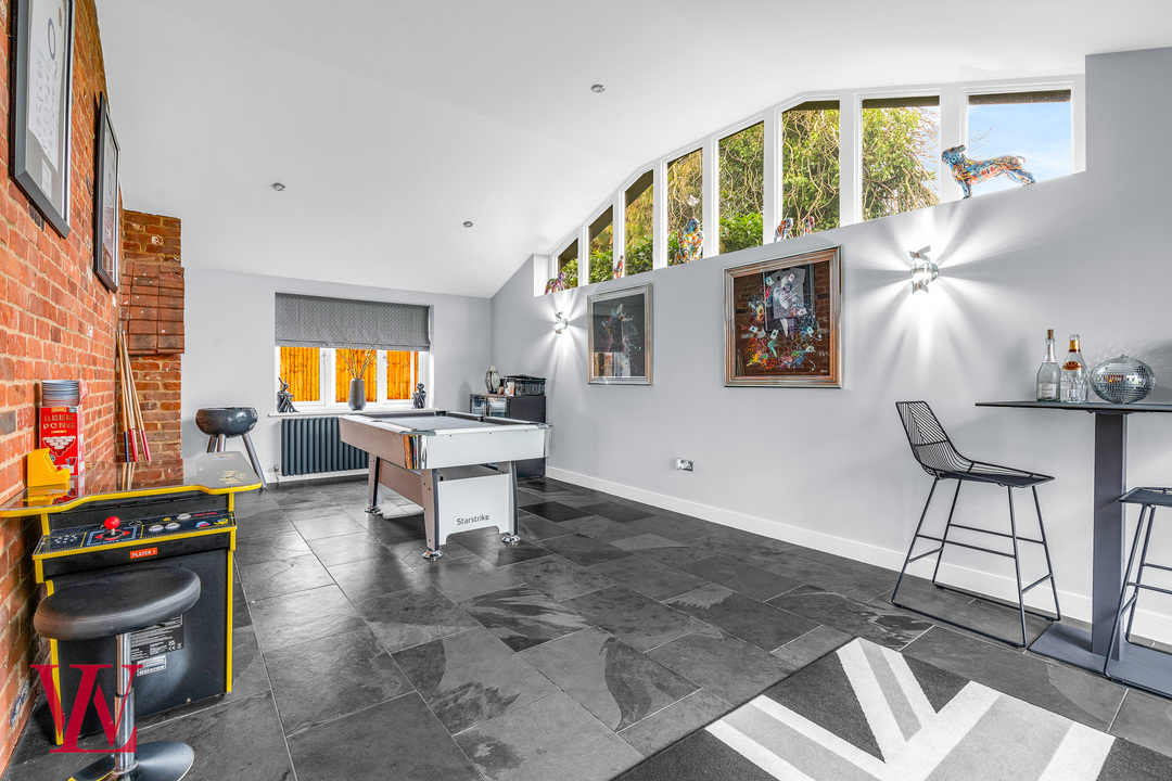 5 bed detached house for sale in Chelmsford Road, White Roding, Dunmow, Essex 14