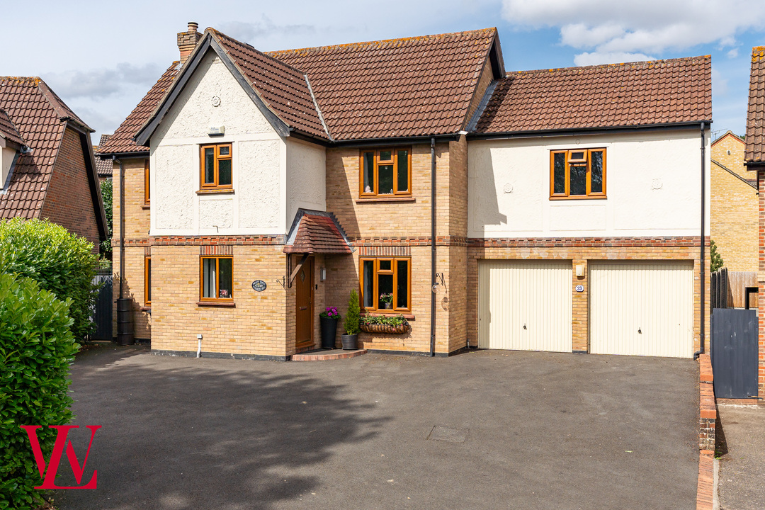 5 bed detached house for sale in Nursery Rise, Dunmow, Essex  - Property Image 1