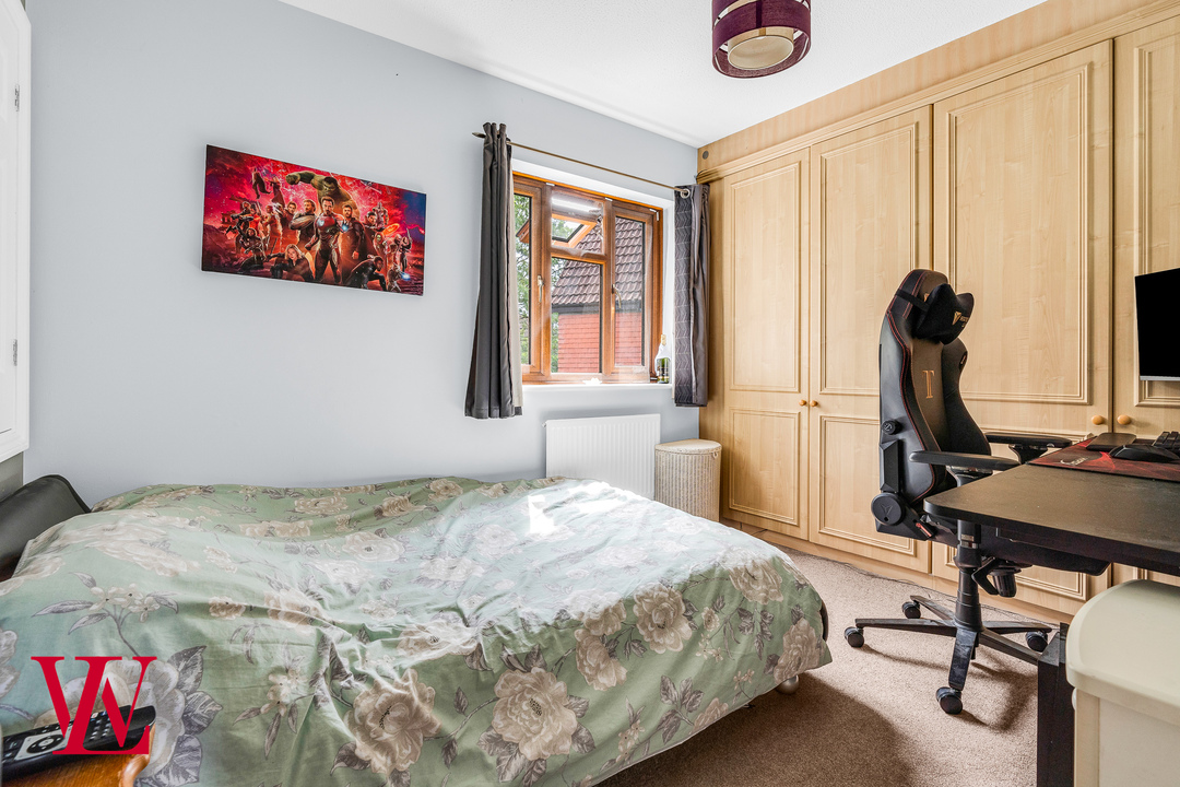 5 bed detached house for sale in Nursery Rise, Dunmow, Essex 22