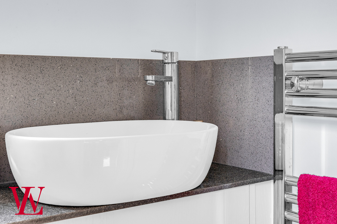 5 bed detached house for sale in Nursery Rise, Dunmow, Essex 26