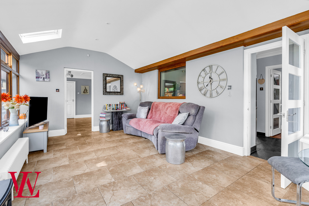 5 bed detached house for sale in Nursery Rise, Dunmow, Essex 7