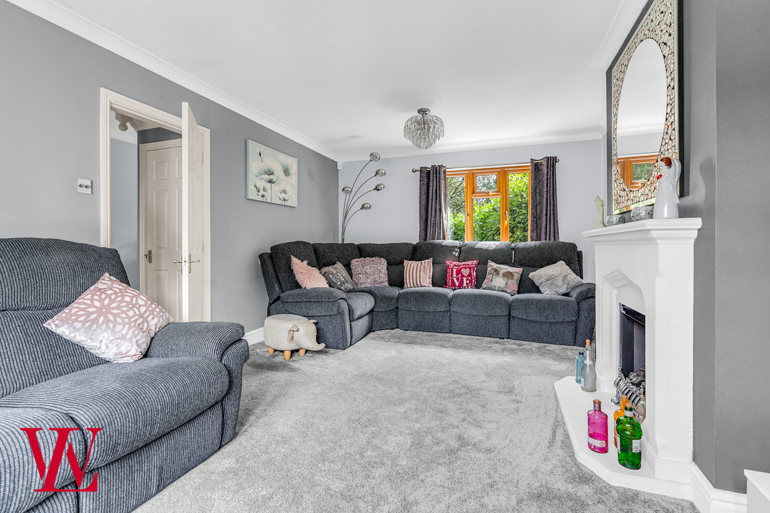 5 bed detached house for sale in Nursery Rise, Dunmow, Essex 12