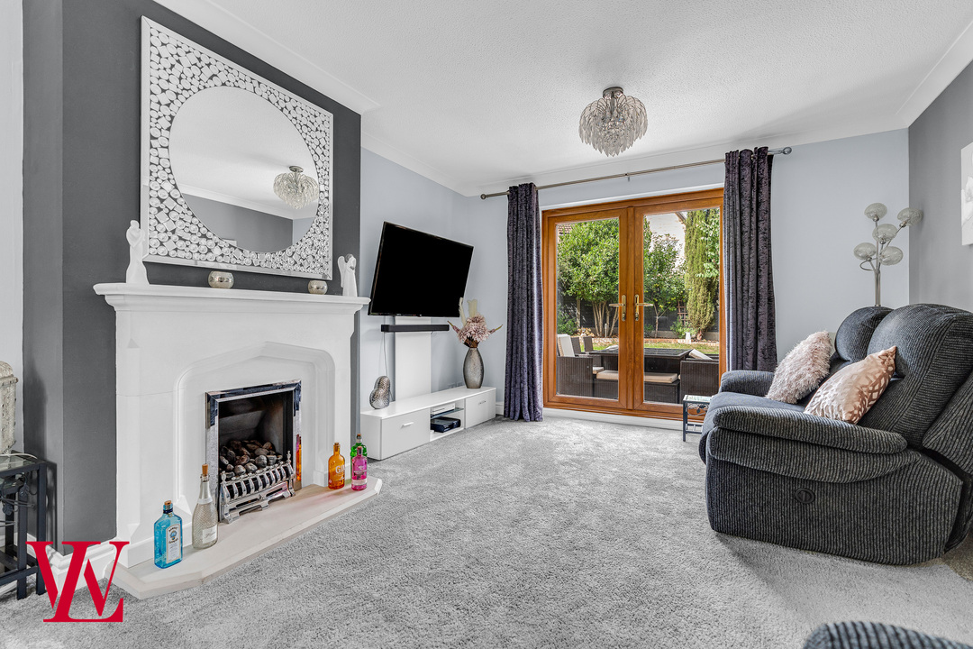 5 bed detached house for sale in Nursery Rise, Dunmow, Essex  - Property Image 12