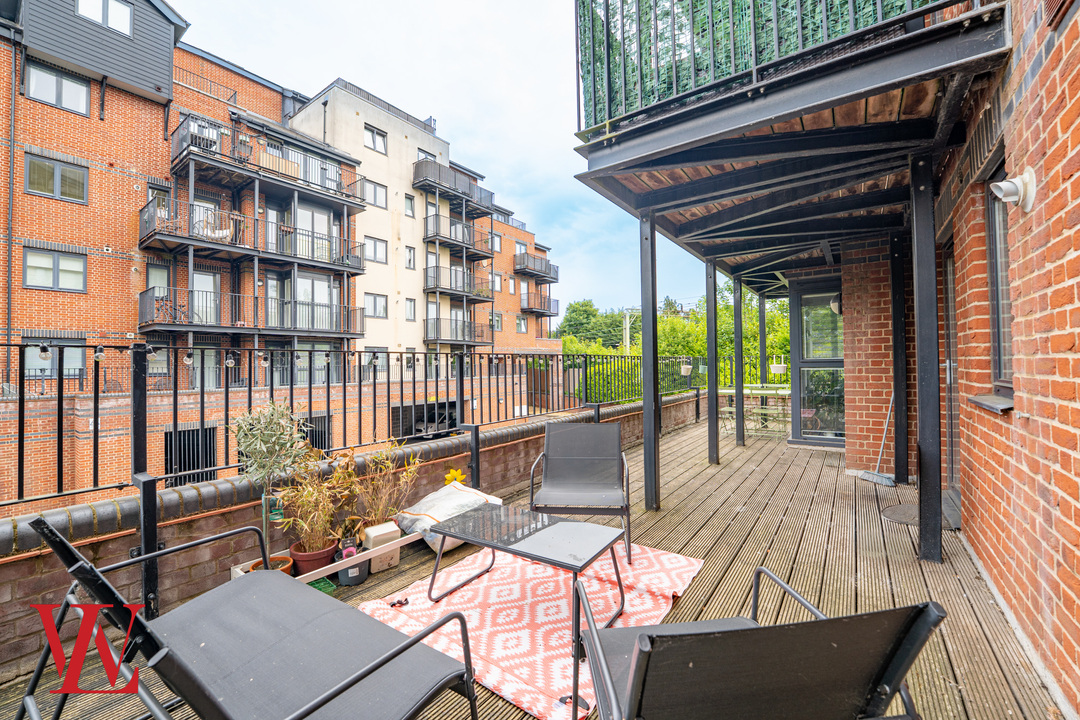 2 bed apartment for sale in Tanners Wharf, Bishop's Stortford, Hertfordshire  - Property Image 10