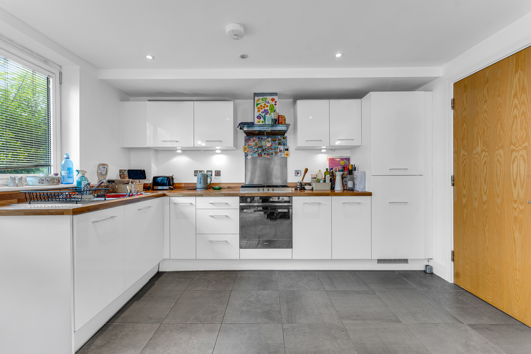 2 bed apartment for sale in Tanners Wharf, Bishop's Stortford, Hertfordshire  - Property Image 4