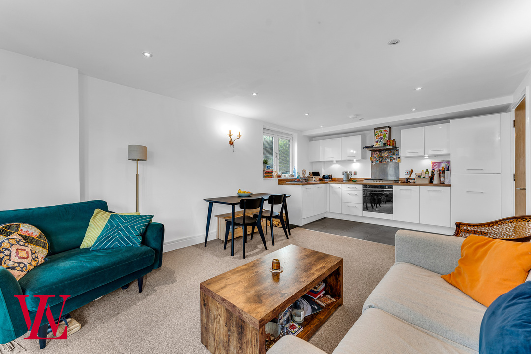 2 bed apartment for sale in Tanners Wharf, Bishop's Stortford, Hertfordshire  - Property Image 2