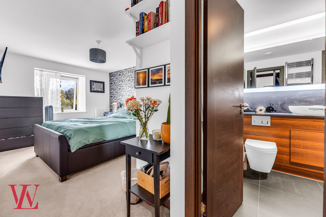 2 bed apartment for sale in River View, Bishop's Stortford, Hertfordshire 9