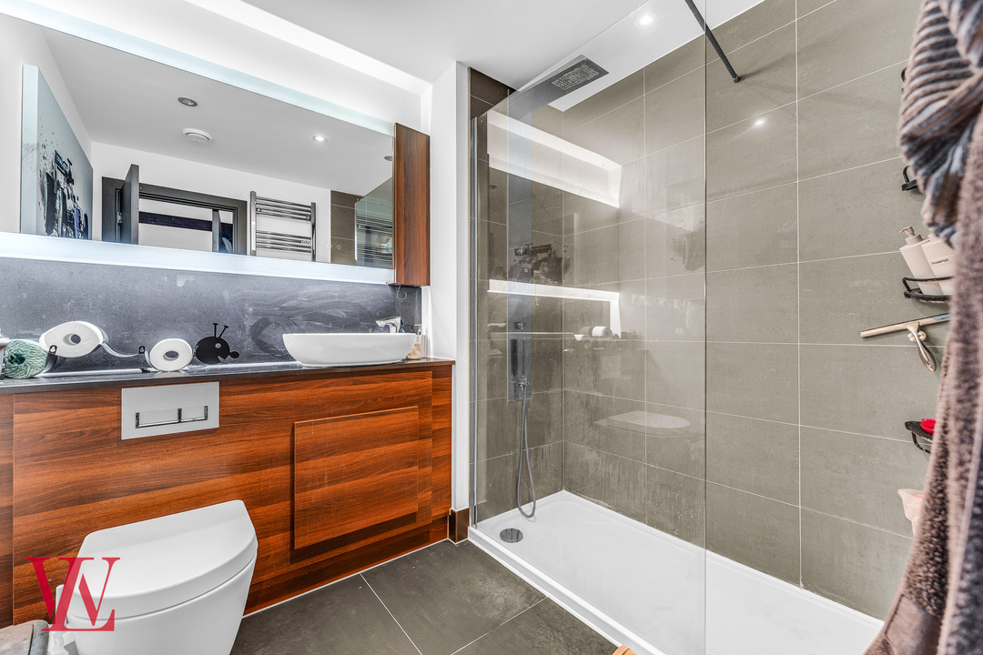 2 bed apartment for sale in River View, Bishop's Stortford, Hertfordshire 10