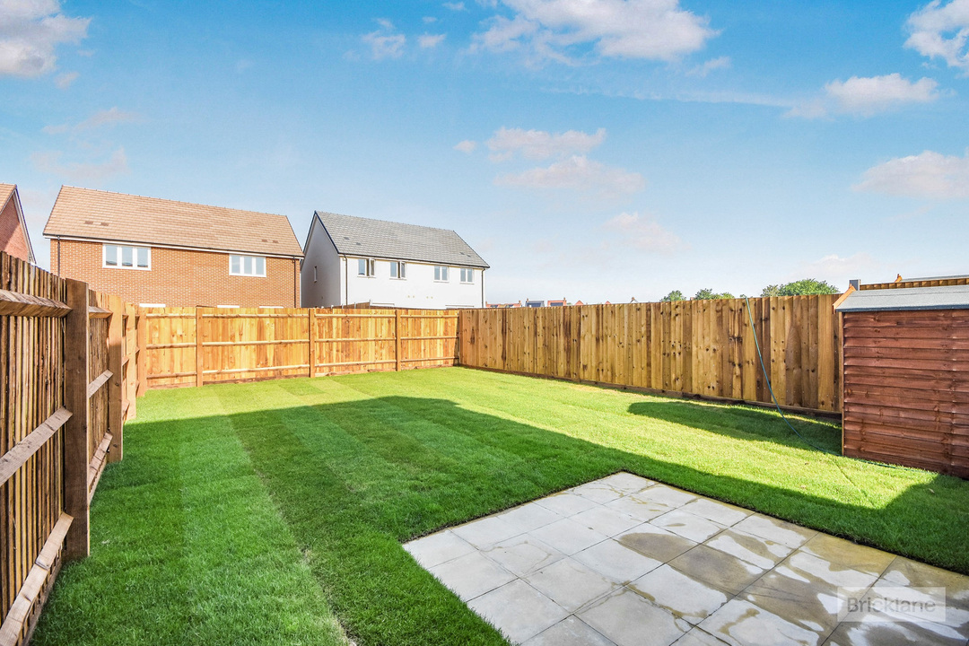3 bed semi-detached house to rent in Little Clobbs Mead, Little Dunmow, Dunmow, Essex  - Property Image 10