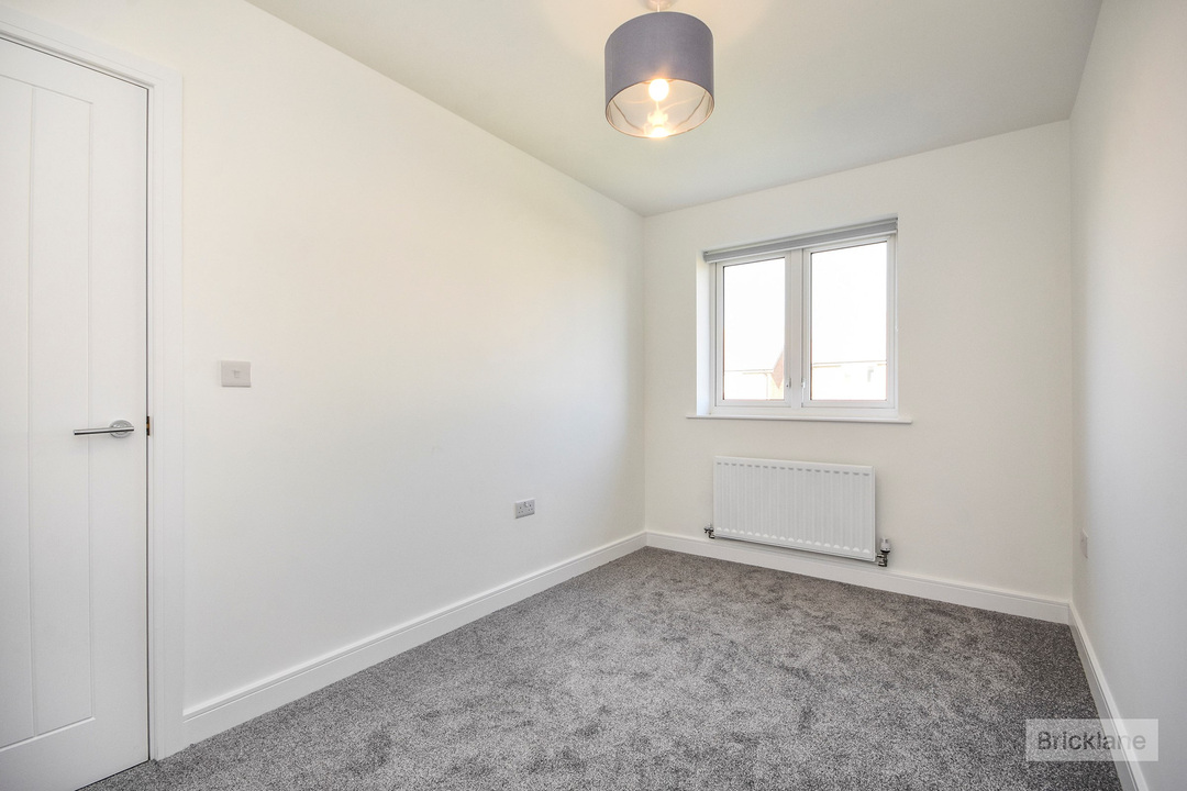 3 bed semi-detached house to rent in Little Clobbs Mead, Little Dunmow, Dunmow, Essex  - Property Image 8