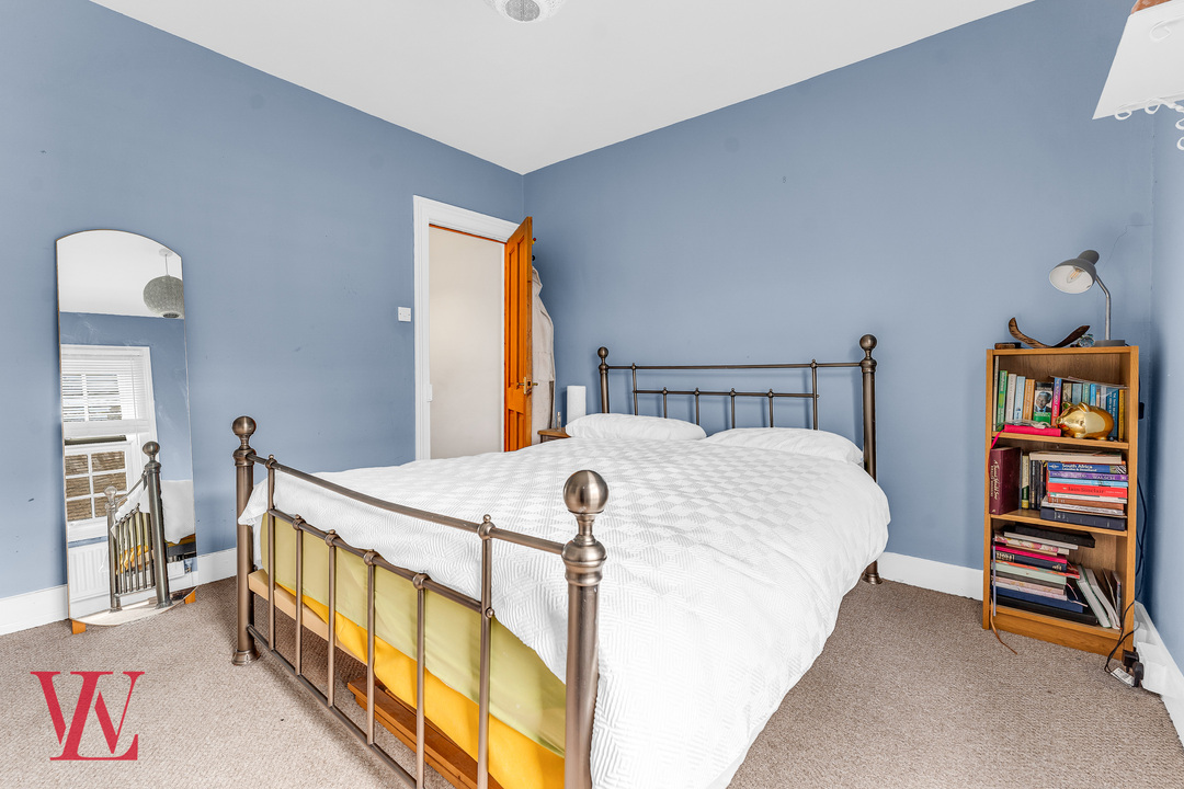 2 bed terraced house for sale in Dunmow Road, Bishop's Stortford, Hertfordshire 7