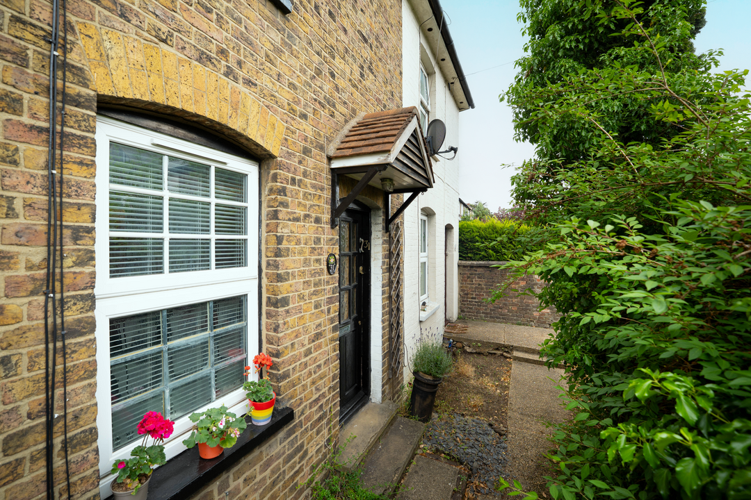 2 bed terraced house for sale in Dunmow Road, Bishop's Stortford, Hertfordshire  - Property Image 20