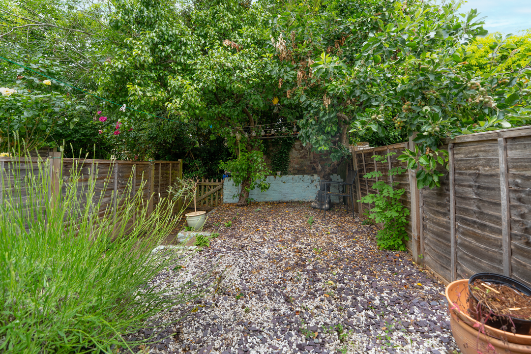 2 bed terraced house for sale in Dunmow Road, Bishop's Stortford, Hertfordshire  - Property Image 19