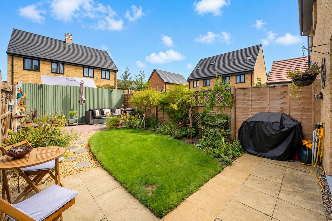 3 bed semi-detached house for sale in Athenian Drive, Bishop's Stortford, Hertfordshire  - Property Image 26