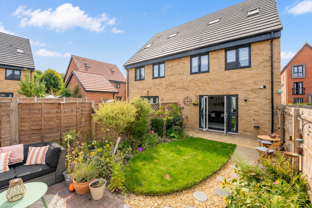 3 bed semi-detached house for sale in Athenian Drive, Bishop's Stortford, Hertfordshire 24