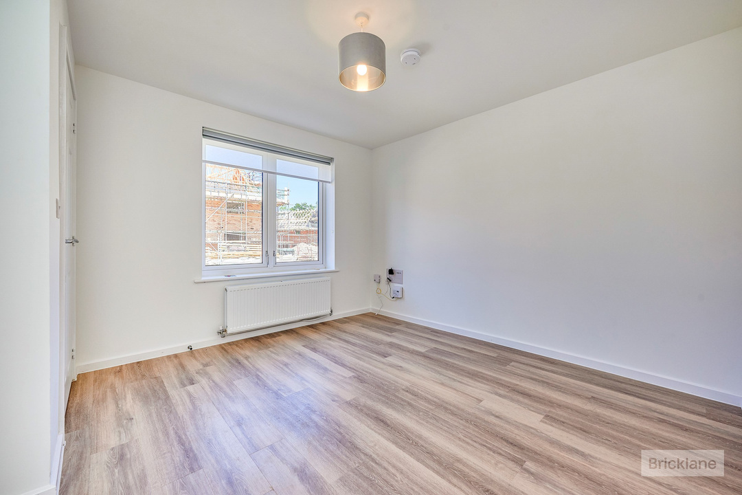 3 bed semi-detached house to rent in Miles Way, Bishops Stortford, Hertfordshire  - Property Image 5