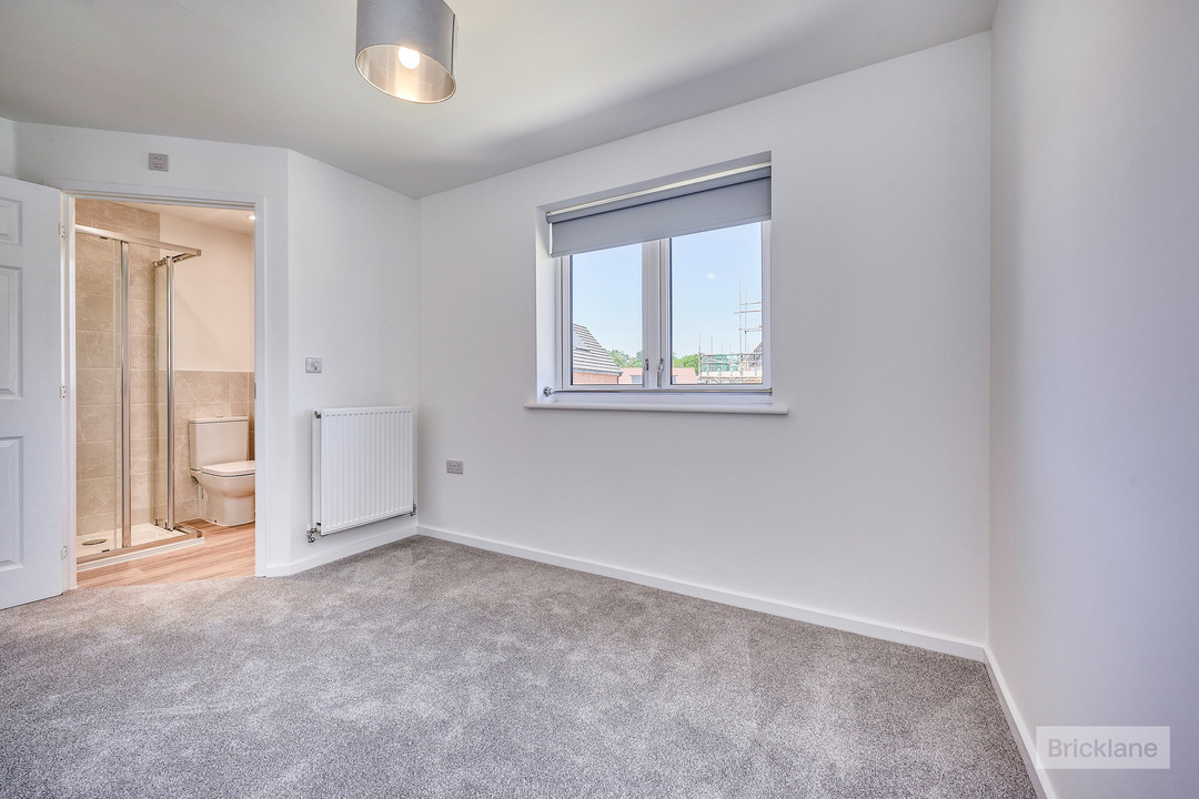 3 bed semi-detached house to rent in Miles Way, Bishops Stortford, Hertfordshire  - Property Image 7