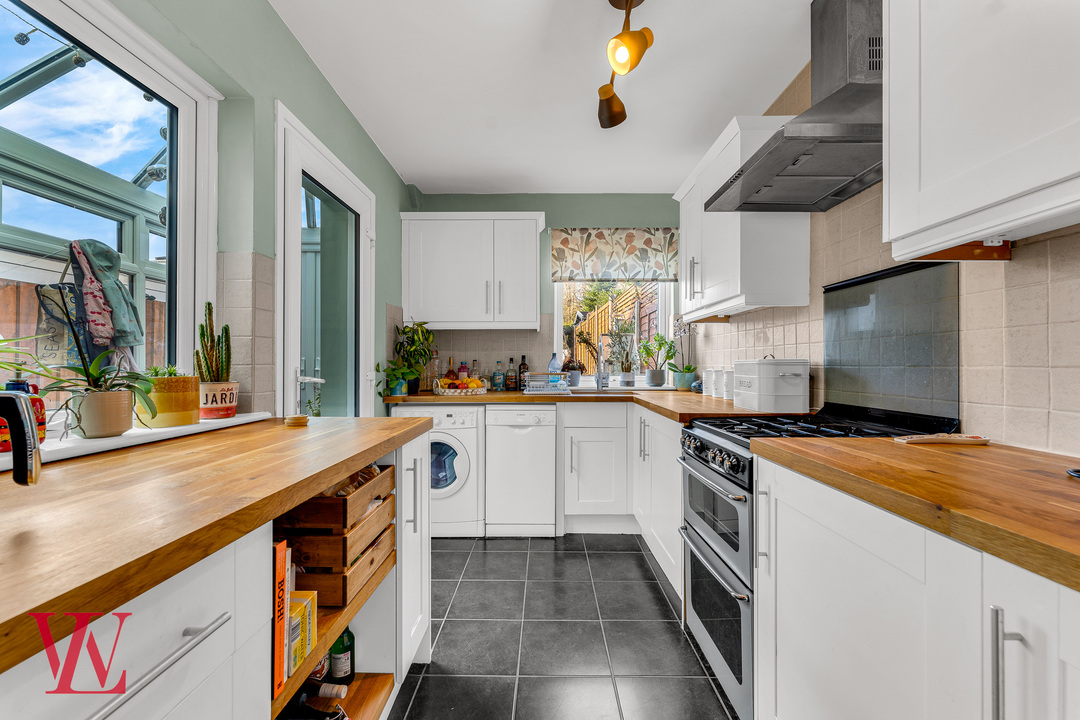 2 bed semi-detached house for sale in Zambesi Road, Bishop's Stortford, Hertfordshire  - Property Image 8