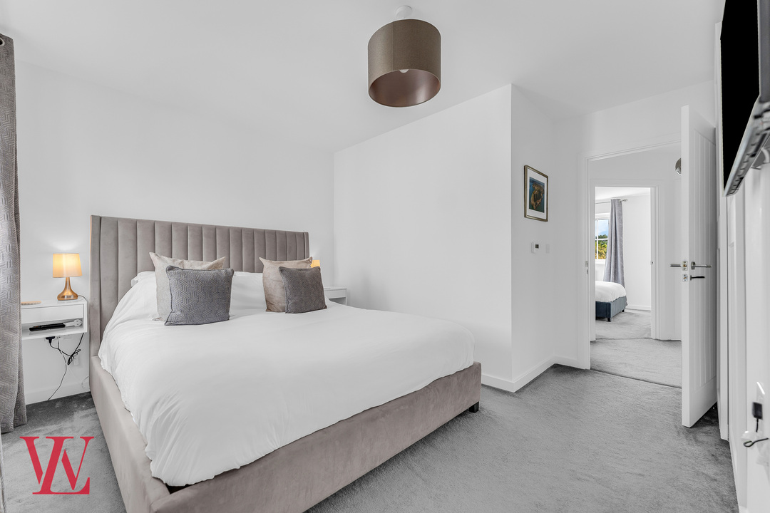 3 bed end of terrace house for sale in Ellis Drive, Bishop's Stortford, Hertfordshire  - Property Image 16