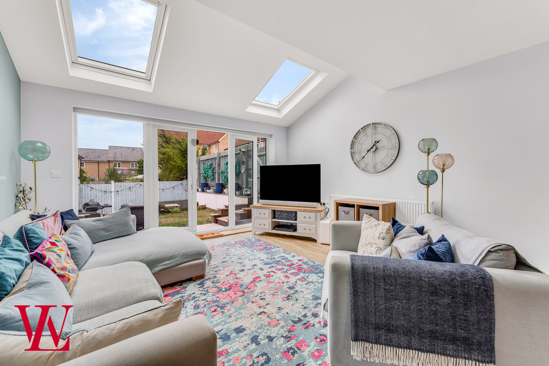 2 bed terraced house for sale in Kitchener Road, Bishop's Stortford, Hertfordshire 3