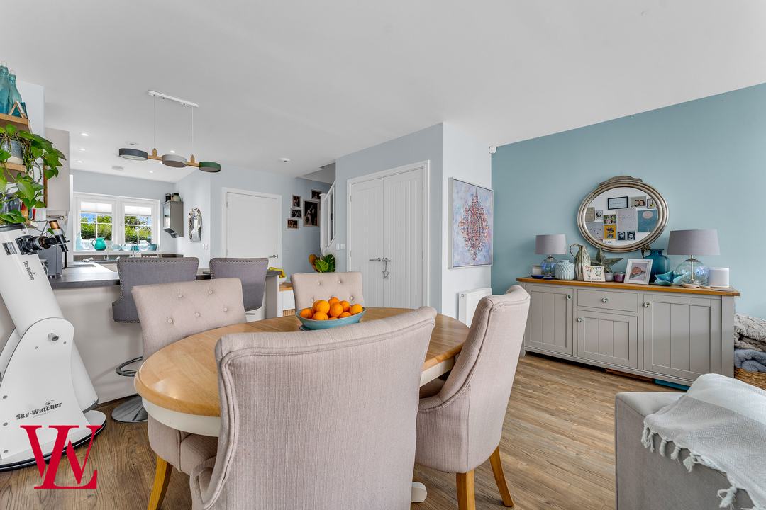 2 bed terraced house for sale in Kitchener Road, Bishop's Stortford, Hertfordshire 8