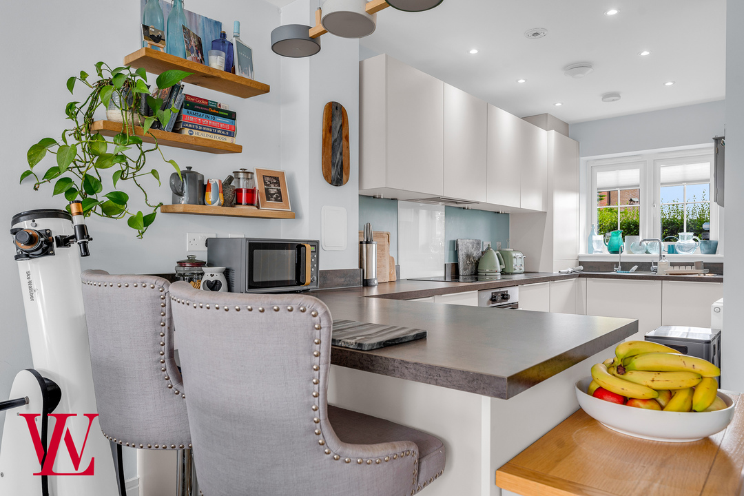 2 bed terraced house for sale in Kitchener Road, Bishop's Stortford, Hertfordshire  - Property Image 6