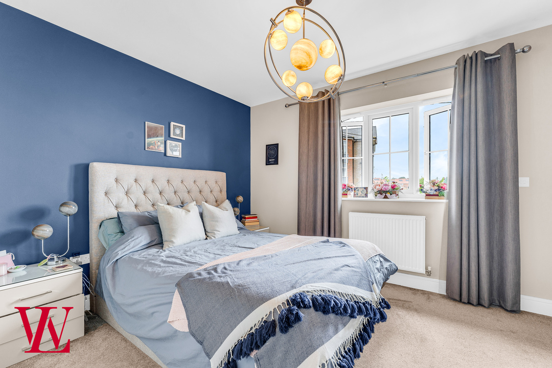 2 bed terraced house for sale in Kitchener Road, Bishop's Stortford, Hertfordshire 9