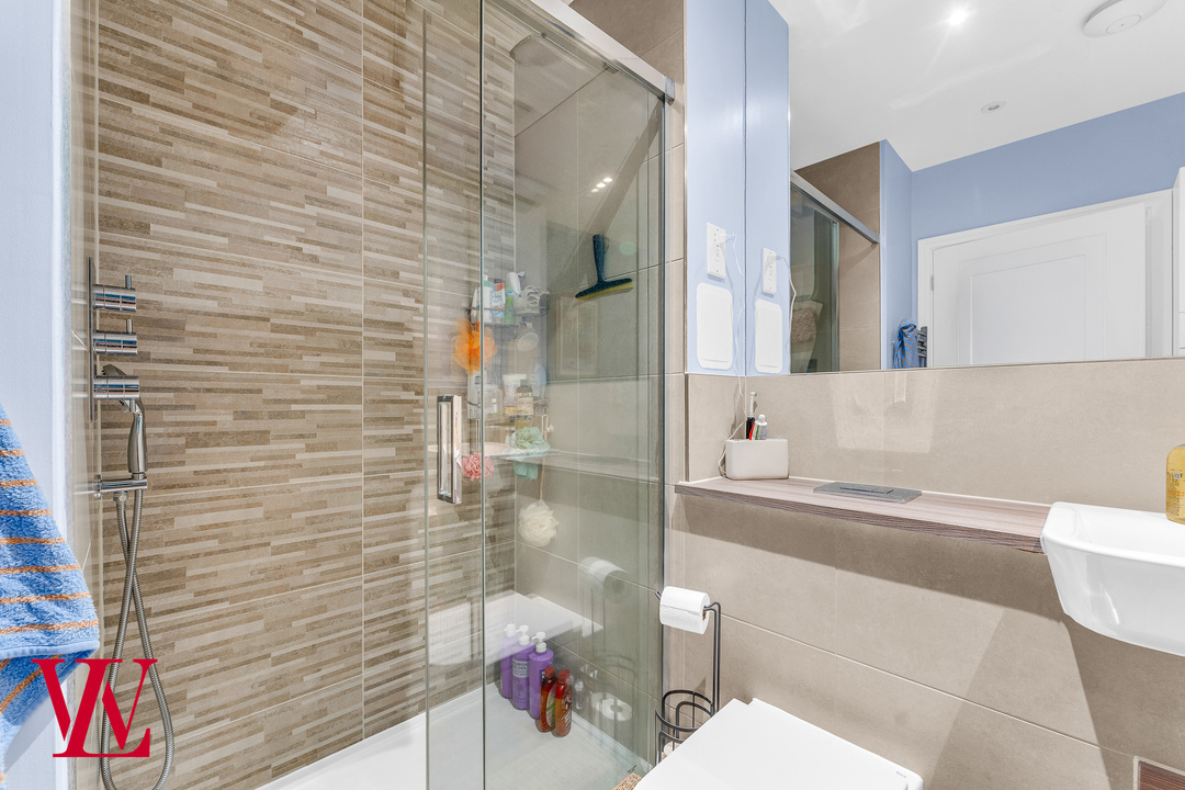 2 bed terraced house for sale in Kitchener Road, Bishop's Stortford, Hertfordshire  - Property Image 14