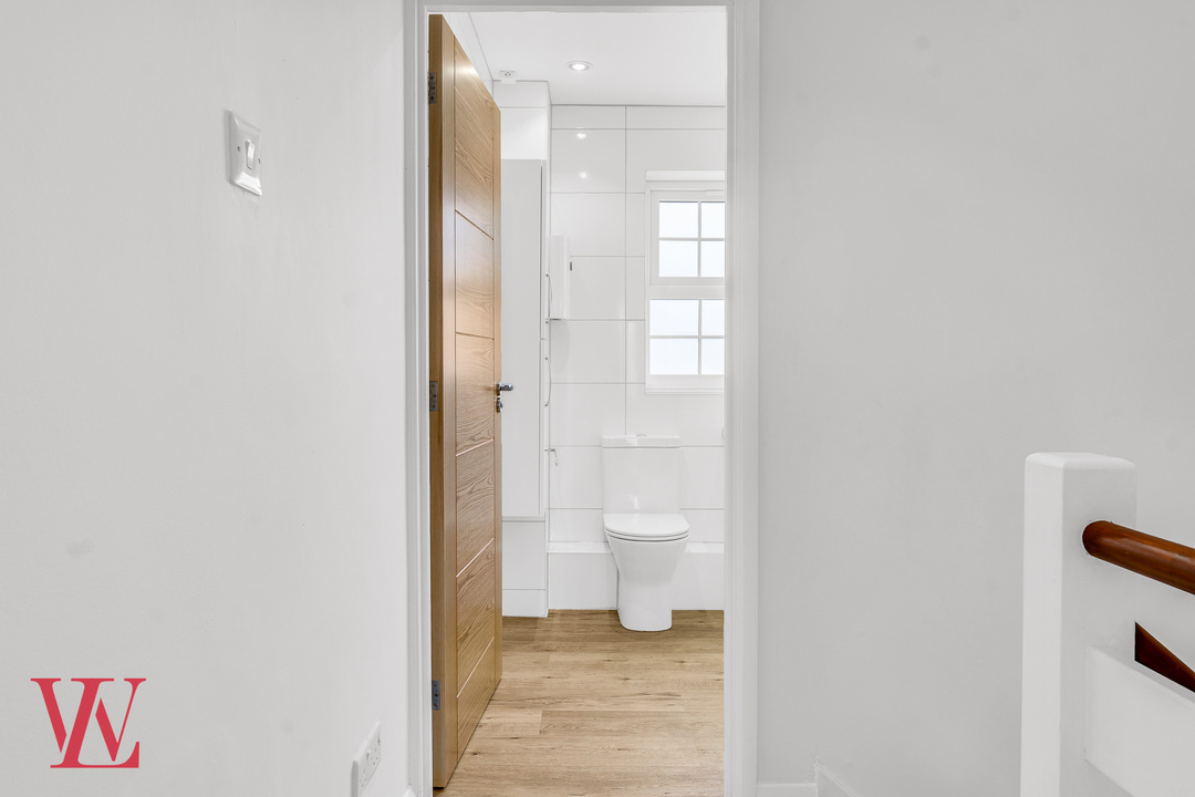 1 bed terraced house to rent in Bakers Court, Hockerill Street, Bishop's Stortford, Hertfordshire  - Property Image 9