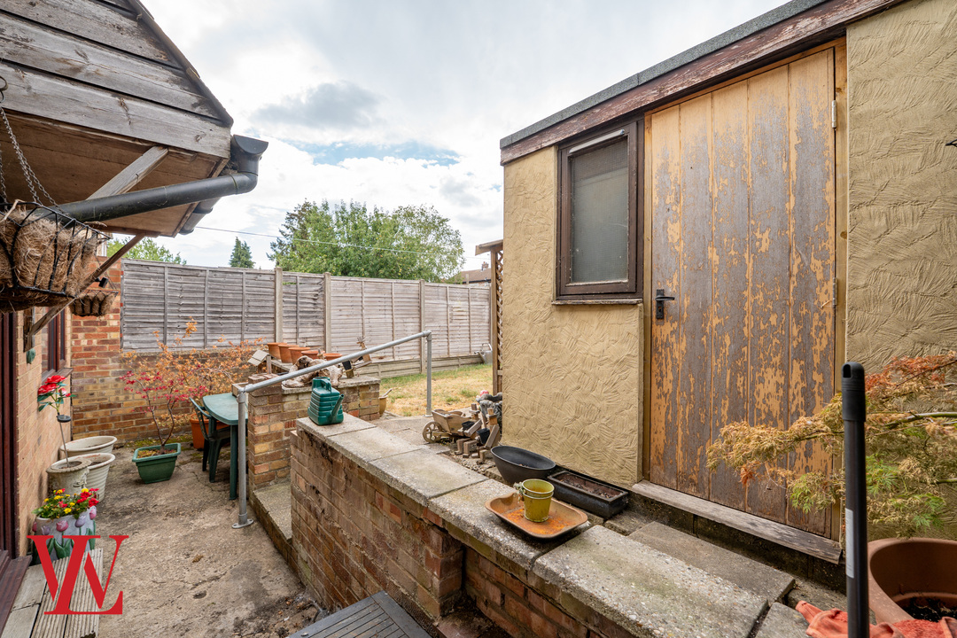 4 bed semi-detached house for sale in Lower Park Crescent, Bishop's Stortford, Hertfordshire  - Property Image 25