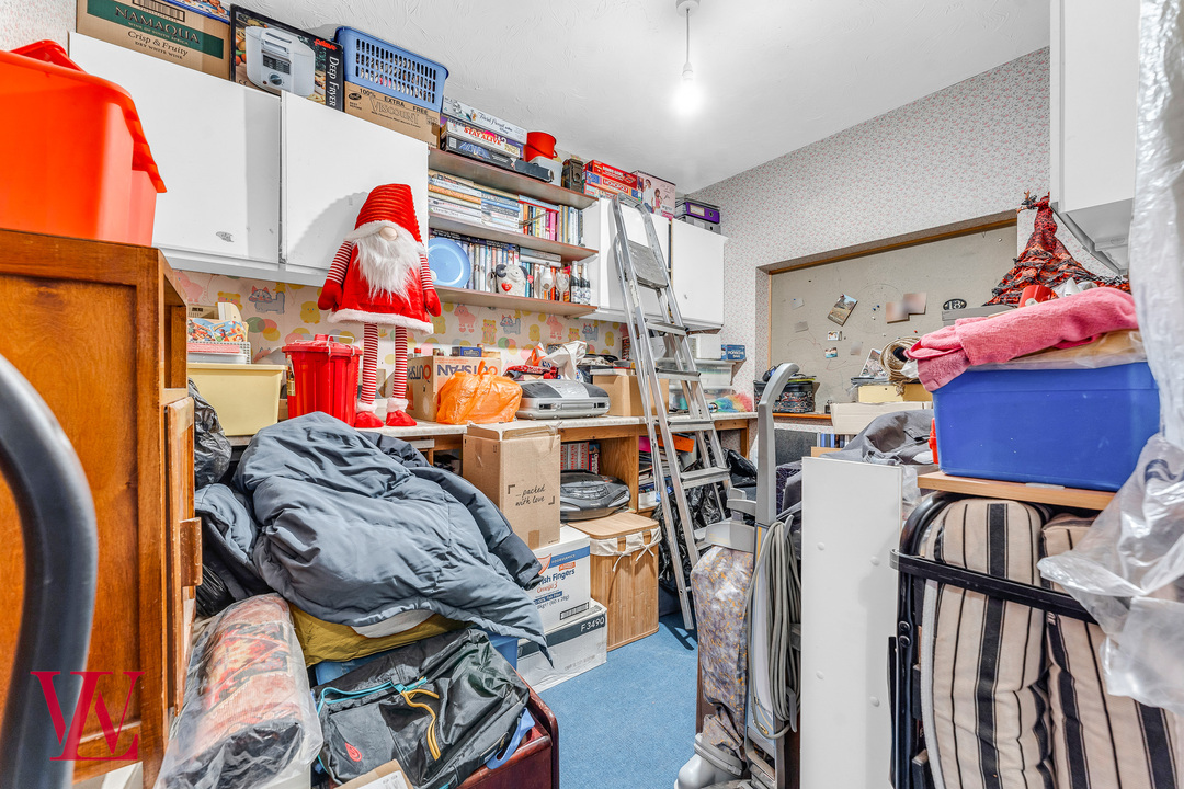4 bed semi-detached house for sale in Lower Park Crescent, Bishop's Stortford, Hertfordshire  - Property Image 22