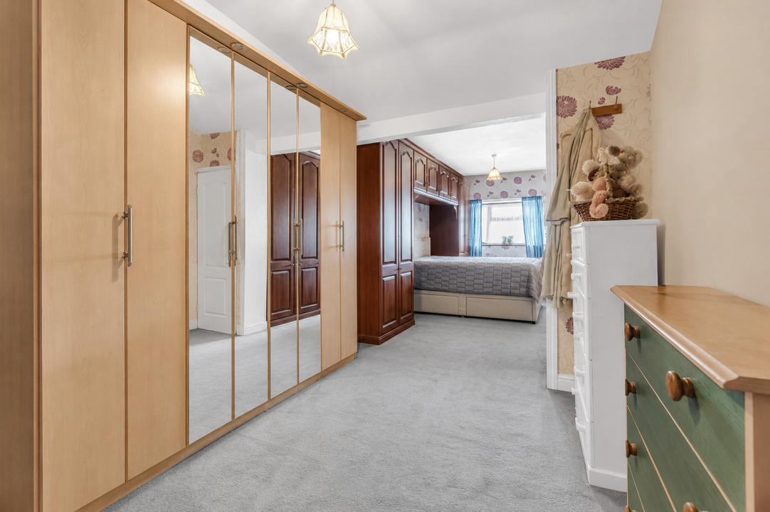 4 bed semi-detached house for sale in Lower Park Crescent, Bishop's Stortford, Hertfordshire 14