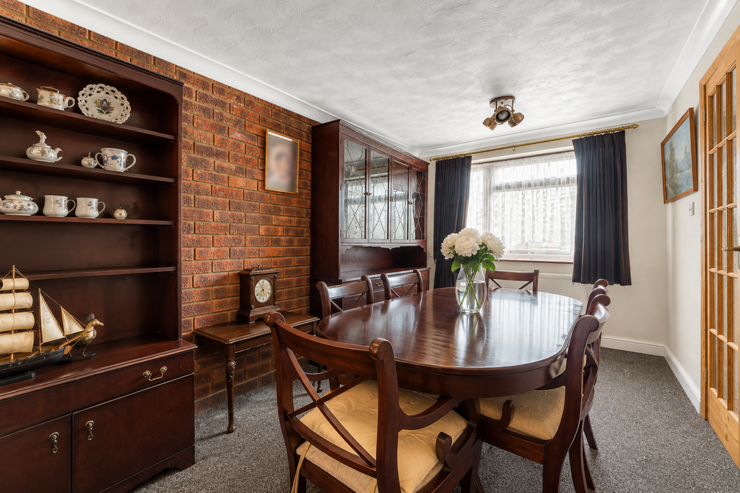 4 bed semi-detached house for sale in Lower Park Crescent, Bishop's Stortford, Hertfordshire 10