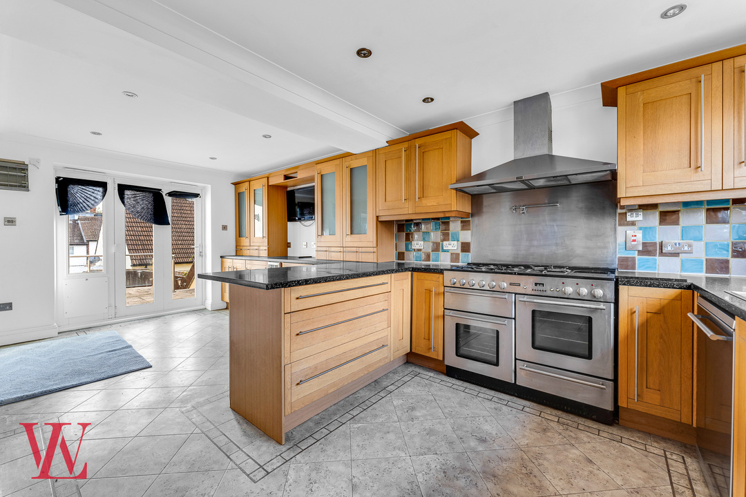 5 bed detached house for sale in The Chase, Bishop's Stortford, Hertfordshire 5