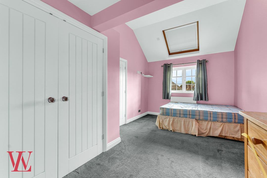 5 bed detached house for sale in The Chase, Bishop's Stortford, Hertfordshire  - Property Image 21