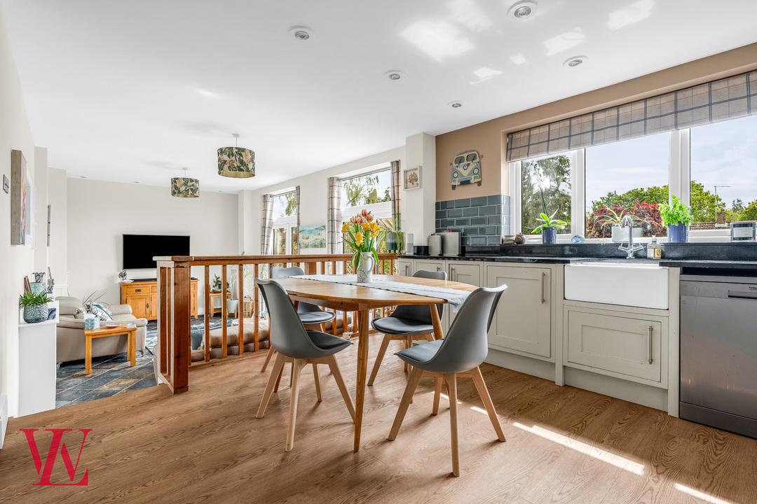 4 bed detached house for sale in Mazoe Road, Bishop's Stortford, Hertfordshire  - Property Image 5