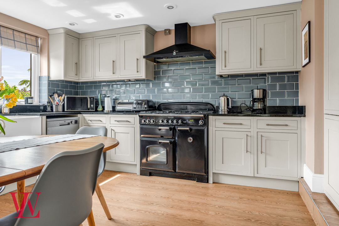 4 bed detached house for sale in Mazoe Road, Bishop's Stortford, Hertfordshire  - Property Image 7