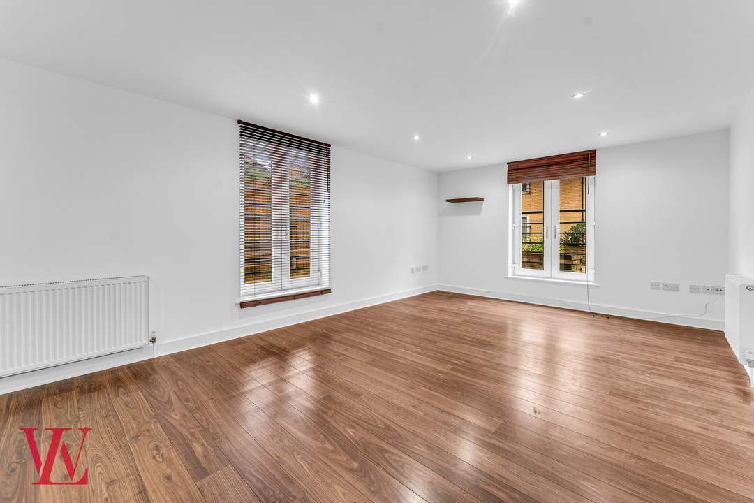 2 bed apartment for sale in St. Stephens Court, Silver Street, Stansted, Essex 5