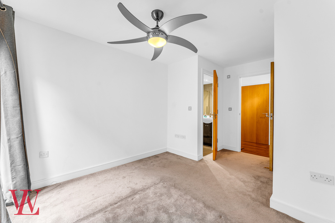 2 bed apartment for sale in St. Stephens Court, Silver Street, Stansted, Essex  - Property Image 9
