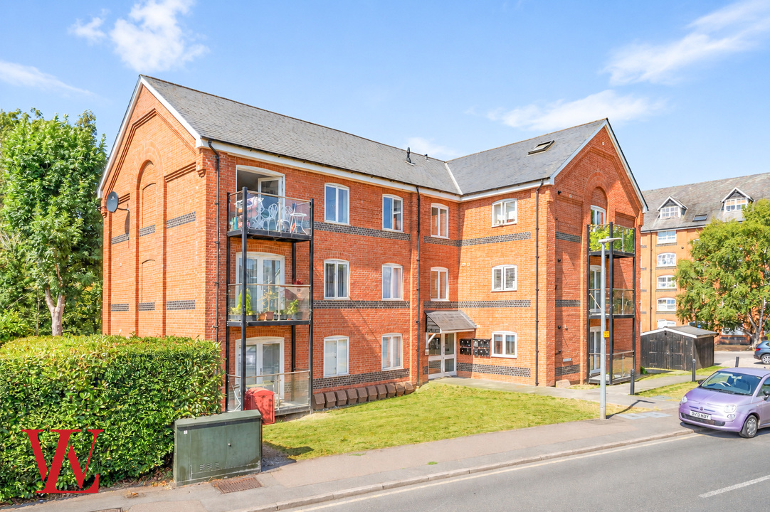2 bed apartment for sale in Bickerton Court, Sheering Lower Road, Sawbridgeworth, Hertfordshire 17
